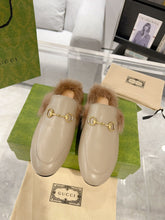 Load image into Gallery viewer, Gucci Princetown  Slipper
