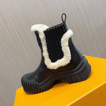 Load image into Gallery viewer, Louis Vuitton Ruby Flat Ranger Boots
