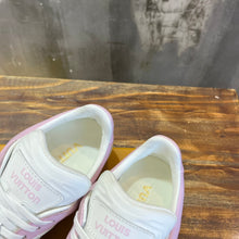 Load image into Gallery viewer, Louis Vuitton Groovy Platform Sneaker
