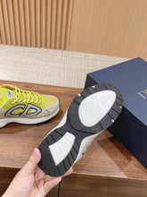 Load image into Gallery viewer, Christian Dior Men B30 Sneaker
