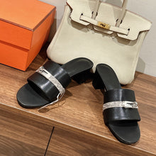 Load image into Gallery viewer, Hermes Gigi Sandal
