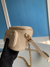 Load image into Gallery viewer, Louis Vuitton Mini Bumbag
