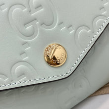Load image into Gallery viewer, Gucci GG Continental Wallet
