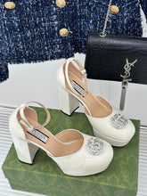 Load image into Gallery viewer, Gucci Platform Sandals With Double G
