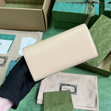 Load image into Gallery viewer, Gucci Continental Wallet
