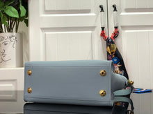 Load image into Gallery viewer, Louis Vuitton On My Side PM Bag
