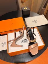 Load image into Gallery viewer, Hermes Glamour 70 Sandals
