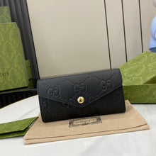Load image into Gallery viewer, Gucci GG Continental Wallet
