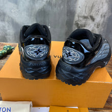 Load image into Gallery viewer, Louis Vuitton Discovery Lace Up Sneakers
