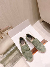 Load image into Gallery viewer, Hermes Trip Espadrilles
