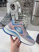 Load image into Gallery viewer, Gucci  Run Sneakers
