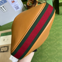 Load image into Gallery viewer, Gucci Attache Small Shoulder Bag
