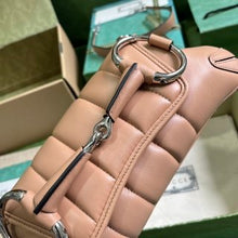 Load image into Gallery viewer, Gucci Horsebit Chain Small Shoulder Bag
