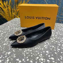 Load image into Gallery viewer, Louis Vuitton  Flat Ballerina
