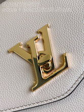 Load image into Gallery viewer, Louis Vuitton Oxford Bag
