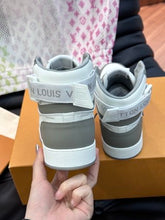 Load image into Gallery viewer, Louis Vuitton Rivoli Sneakers
