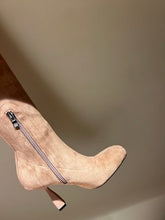 Load image into Gallery viewer, Hermes Boots
