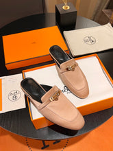 Load image into Gallery viewer, Hermes Hermes Kelly Mule
