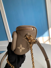 Load image into Gallery viewer, Louis Vuitton Mini Bumbag
