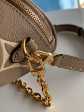 Load image into Gallery viewer, Louis Vuitton Mini Bumbag
