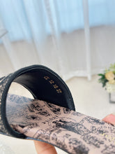 Load image into Gallery viewer, Christian Dior Dway Slide
