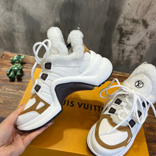 Load image into Gallery viewer, Louis Vuitton Archlight Sneaker
