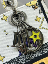 Load image into Gallery viewer, Christian Dior Medium Lady D Lite Bag
