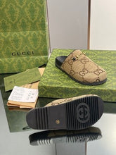 Load image into Gallery viewer, Gucci  Horsebit Slipper
