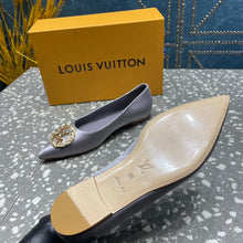 Load image into Gallery viewer, Louis Vuitton  Flat Ballerina
