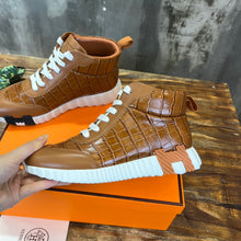 Load image into Gallery viewer, Hermes Sneakers
