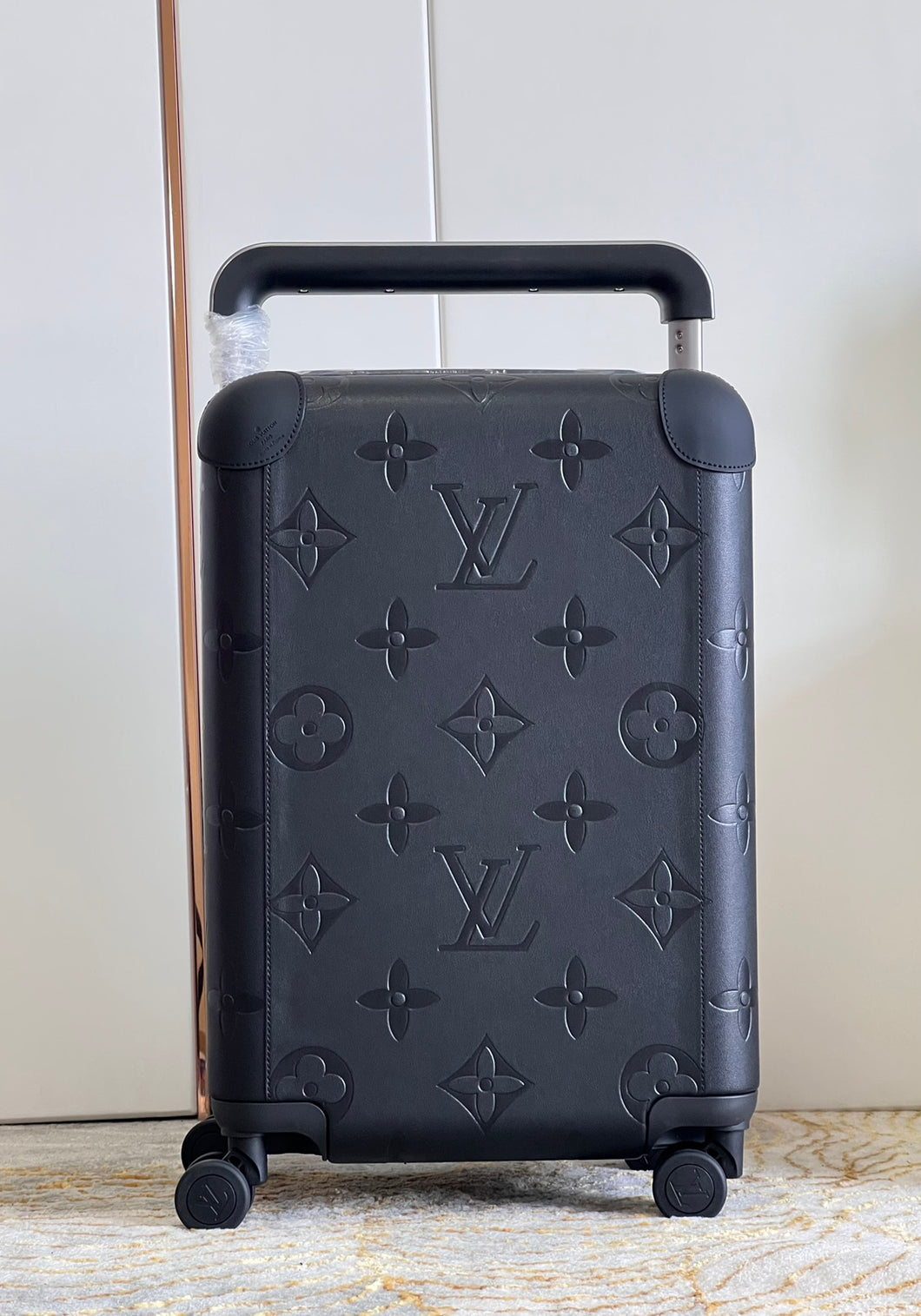 Louis Vuitton Horizon 55 Suitcase