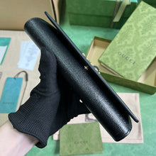 Load image into Gallery viewer, Gucci Continental Wallet
