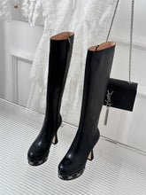 Load image into Gallery viewer, Gucci  Platform Boots
