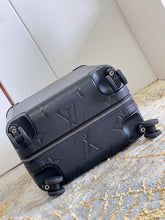 Load image into Gallery viewer, Louis Vuitton Horizon 55 Suitcase
