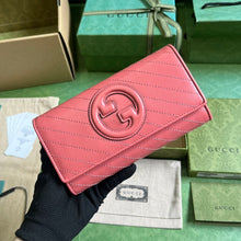 Load image into Gallery viewer, Gucci Blondie Continental Wallet
