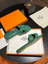 Load image into Gallery viewer, Hermes Oran Sandal
