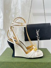 Load image into Gallery viewer, Gucci High Heel Sandals With Hardware
