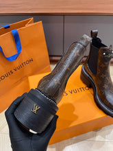 Load image into Gallery viewer, Louis Vuitton Beaubourg Ankle Boots
