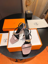 Load image into Gallery viewer, Hermes Glamour 70 Sandals
