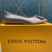 Load image into Gallery viewer, Louis Vuitton  Flat Ballerina

