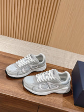 Load image into Gallery viewer, Christian Dior Men B30 Sneaker
