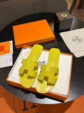 Load image into Gallery viewer, Hermes Oran Sandal
