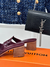 Load image into Gallery viewer, Louis vuitton  Isola Mule
