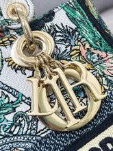 Load image into Gallery viewer, Christian Dior Medium Lady D Lite Bag
