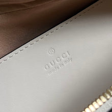Load image into Gallery viewer, Gucci Interlocking G Mini Heart Shoulder Bag
