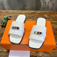 Load image into Gallery viewer, Hermes Giulia Sandal
