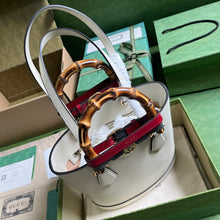 Load image into Gallery viewer, Gucci Diana Small Tote Bag
