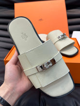 Load image into Gallery viewer, Hermes Giulia Sandal
