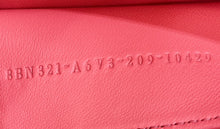 Load image into Gallery viewer, Fendi Peekaboo  Small iseeu Bag
