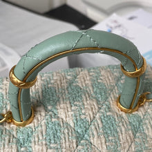 Load image into Gallery viewer, Chanel Small Vanity  Bag
